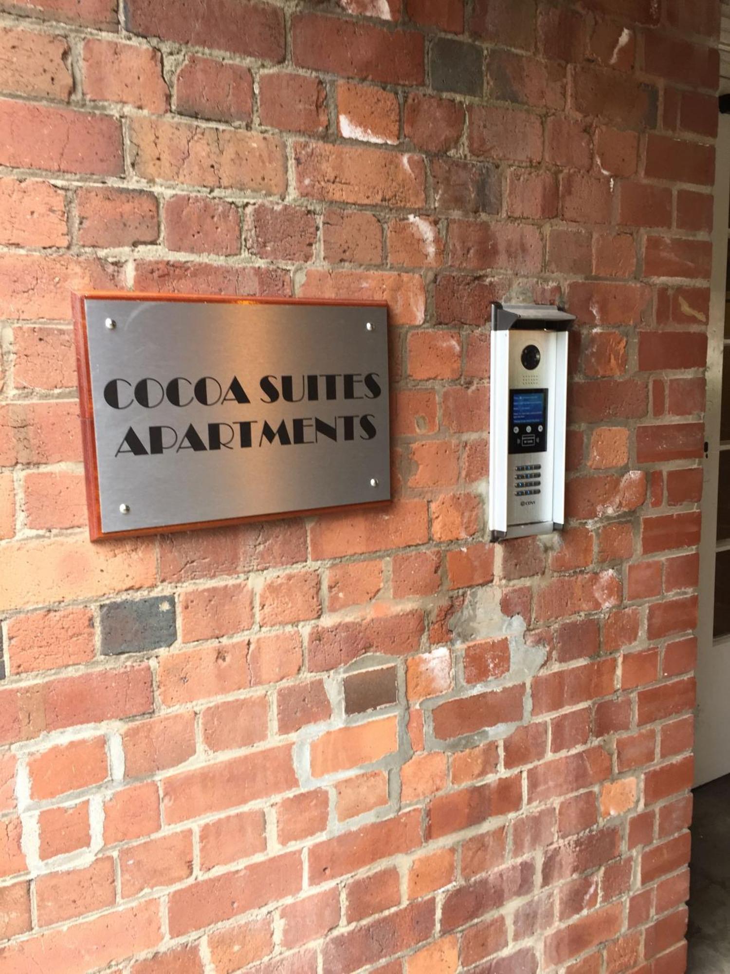 58 Cocoa Suites York Exteriör bild